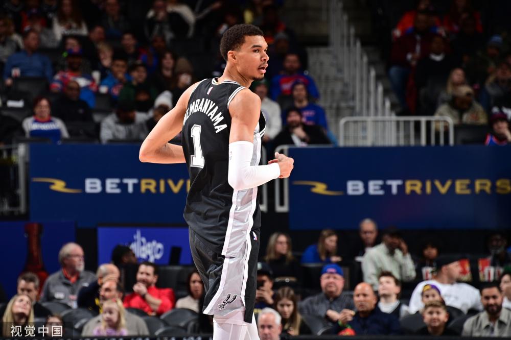 为球队拉开 为球队拉开