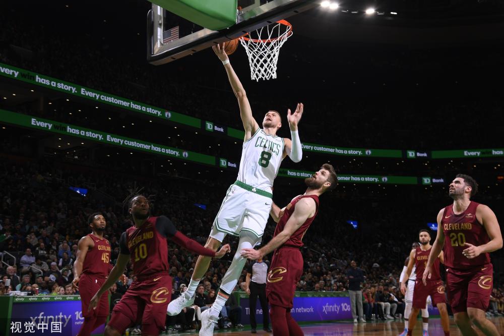 网球氛围浓 网球氛围浓